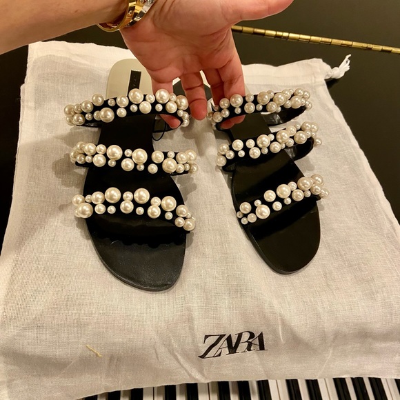 NWT Zara Flat Sandals with pearl embellished straps - Picture 12 of 17